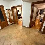 Unirii Tribunal Apartmán Bukurešť