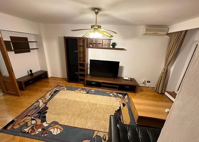 Unirii Tribunal 公寓 *