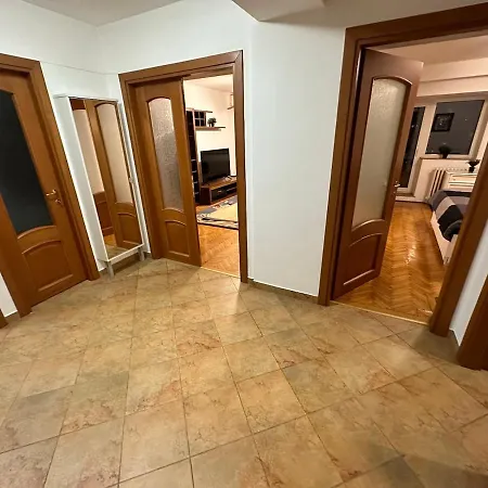 Unirii Tribunal Apartment Bucharest