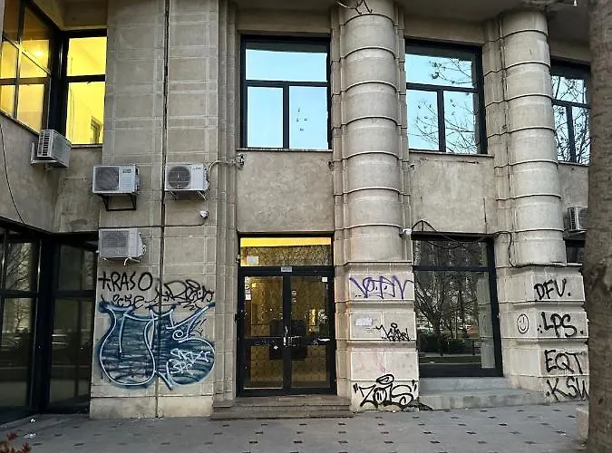 Unirii Tribunal Апартаменти *